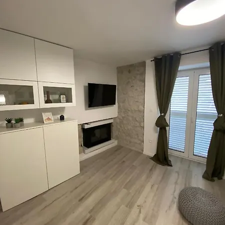 Sun&moon Design Krk Apartman *