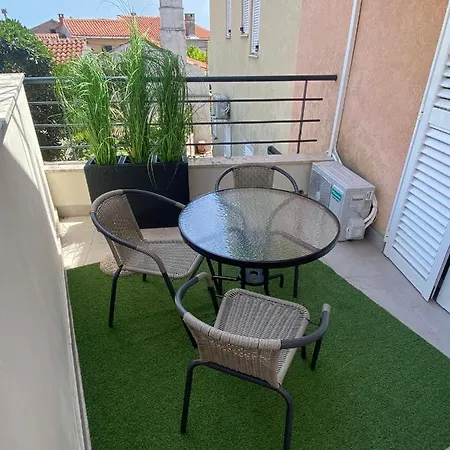 Sun&moon Design Krk Lägenhet
